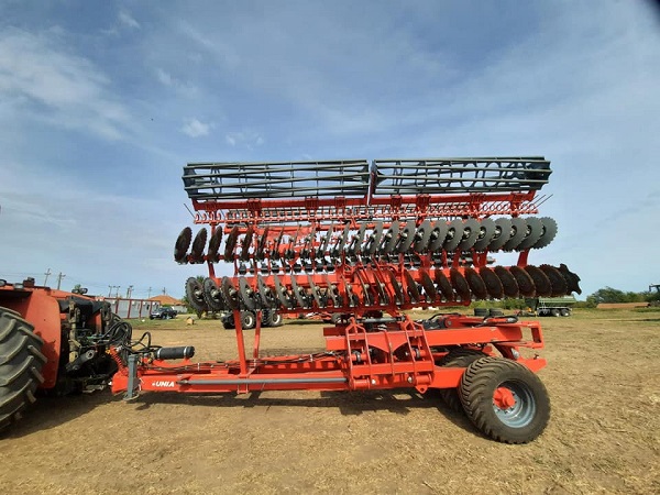 Tracteurs et machines agricoles
